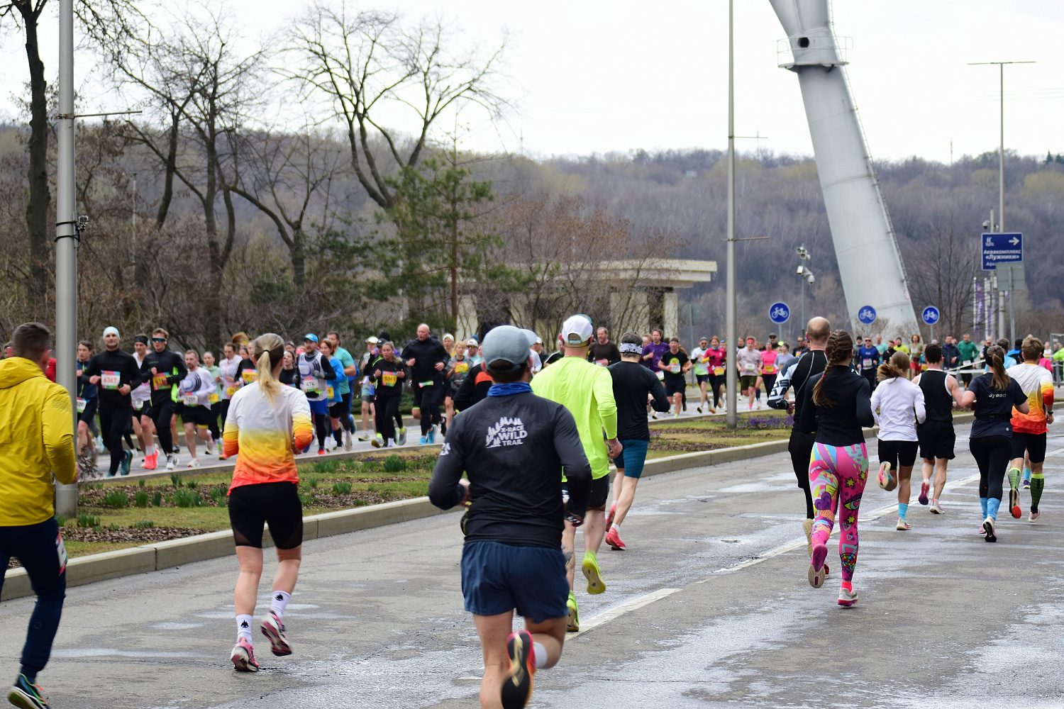 Сотрудники «Логопарк Менеджмент» покорили дистанцию на весеннем забеге «Апрель» в Лужниках